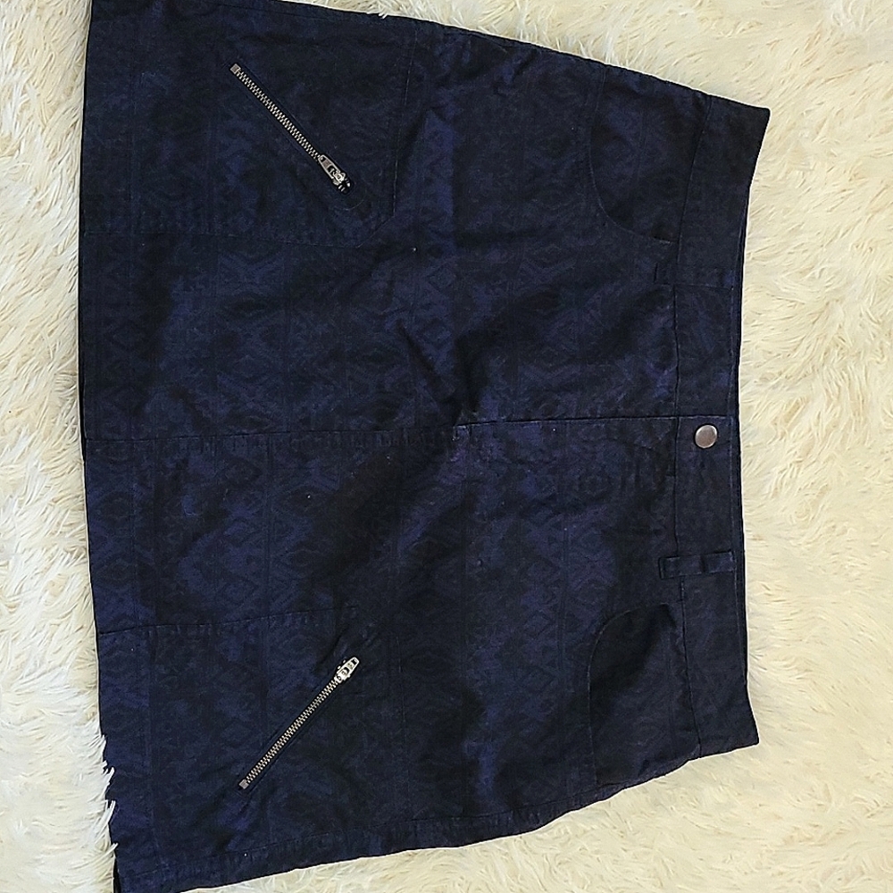 💋3/$25😃  Navy Skort NWOT